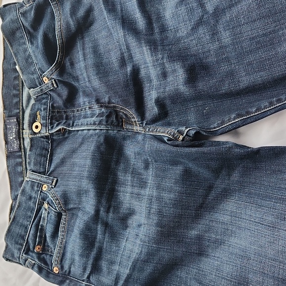 Lucky Brand Classic Blue Denim Jeans - Picture 2 of 6